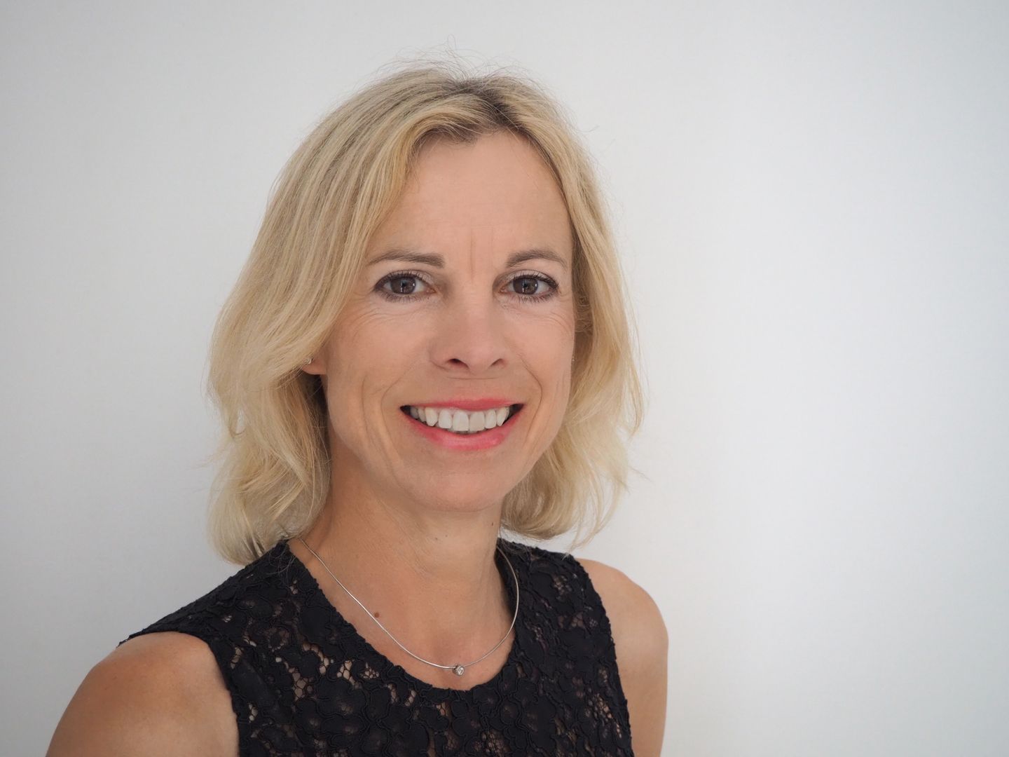 2022_Portrait Silke Buss.jpg