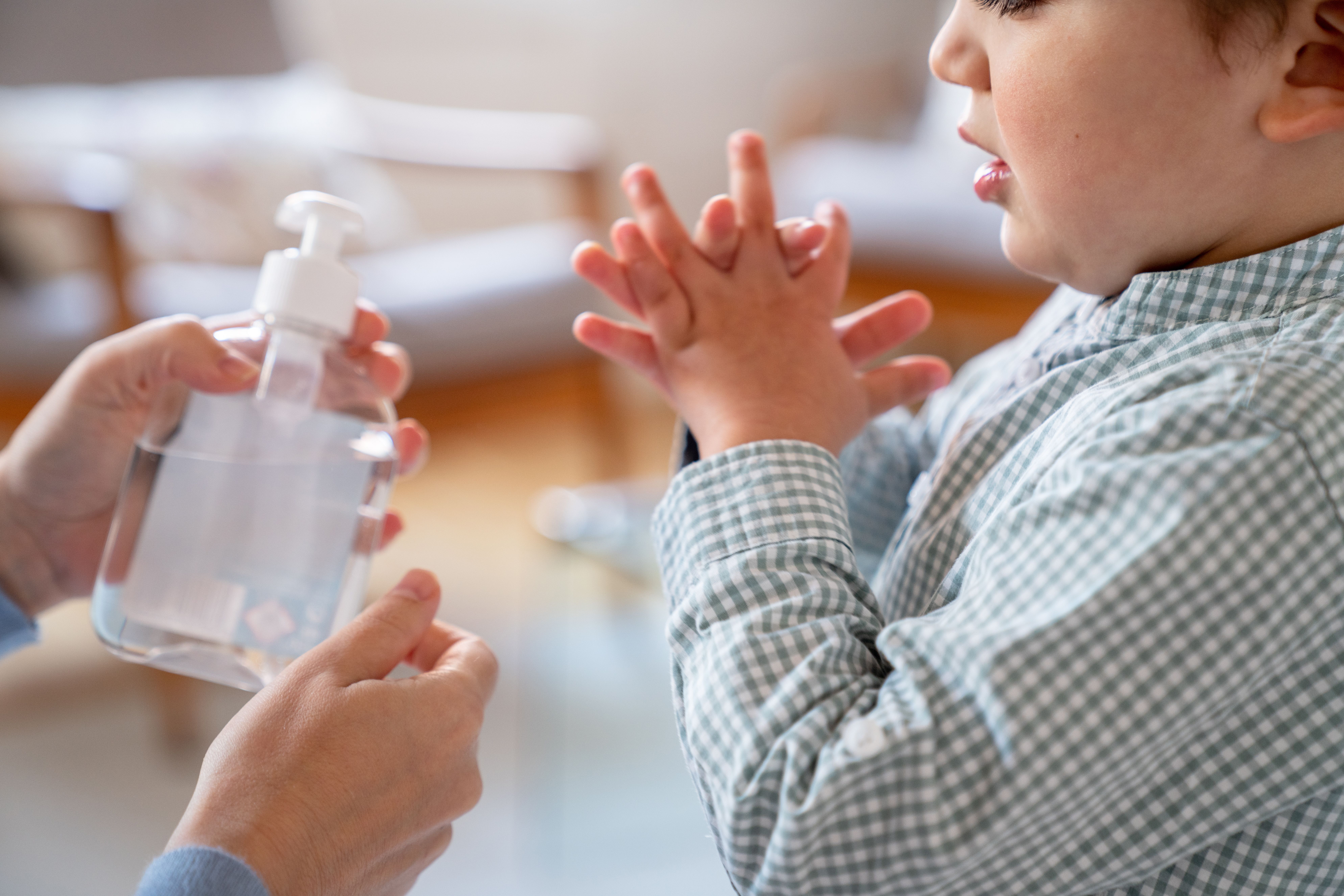 hände desinfizieren.jpg